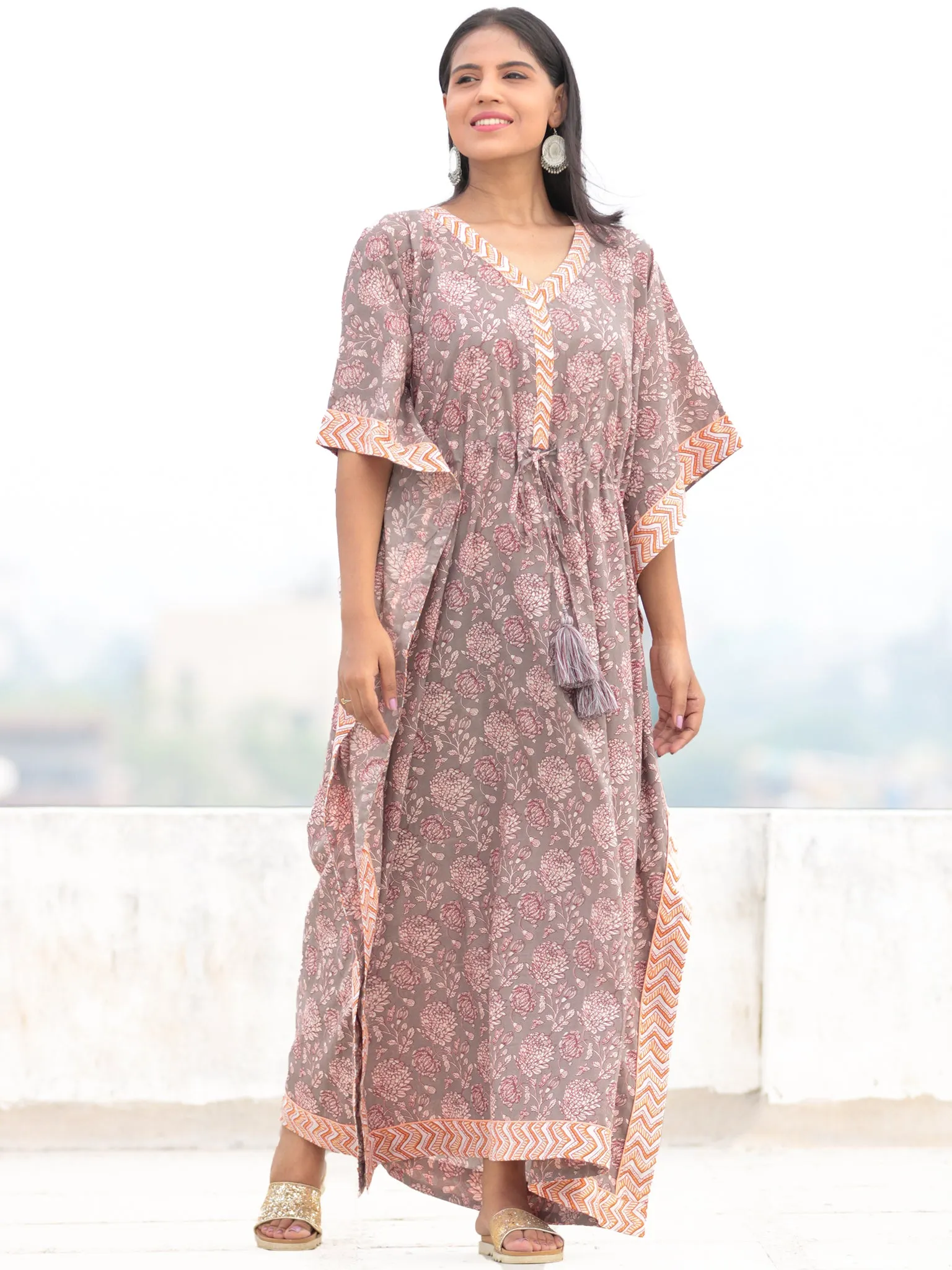 Grey Offwhite Maroon Hand Block Printed Kaftan - K002F2244