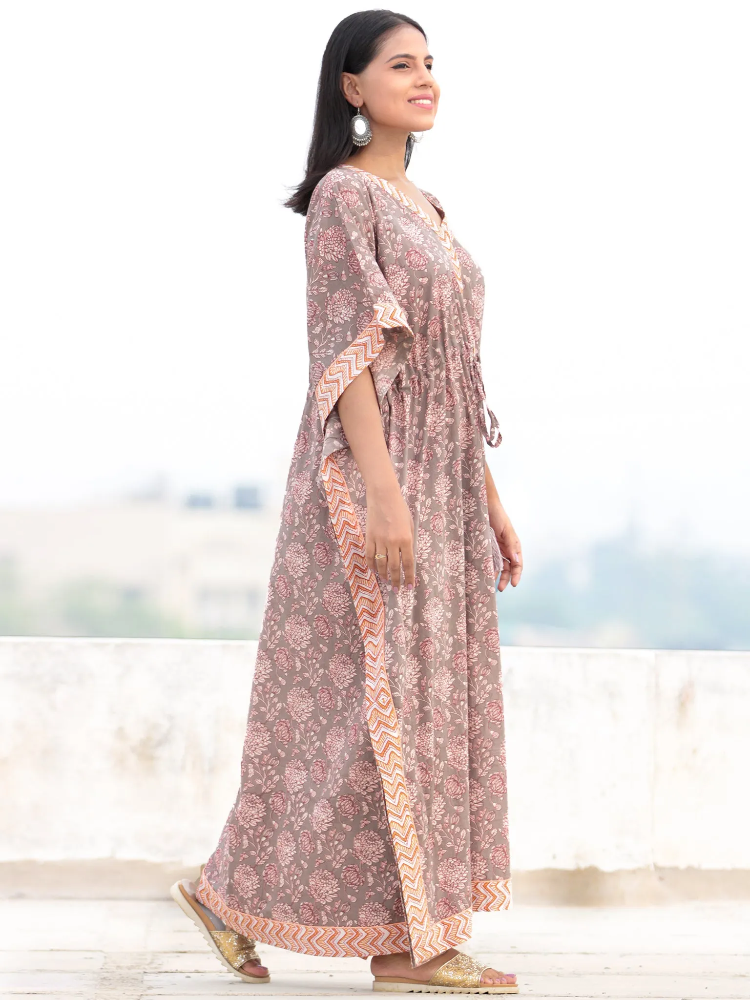 Grey Offwhite Maroon Hand Block Printed Kaftan - K002F2244