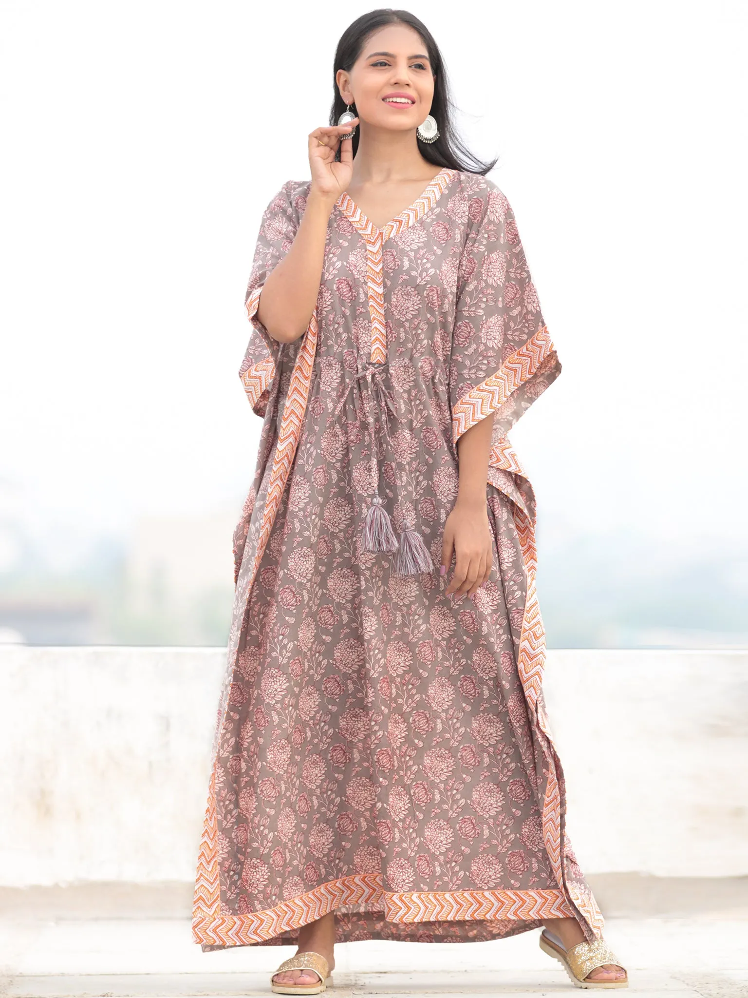 Grey Offwhite Maroon Hand Block Printed Kaftan - K002F2244