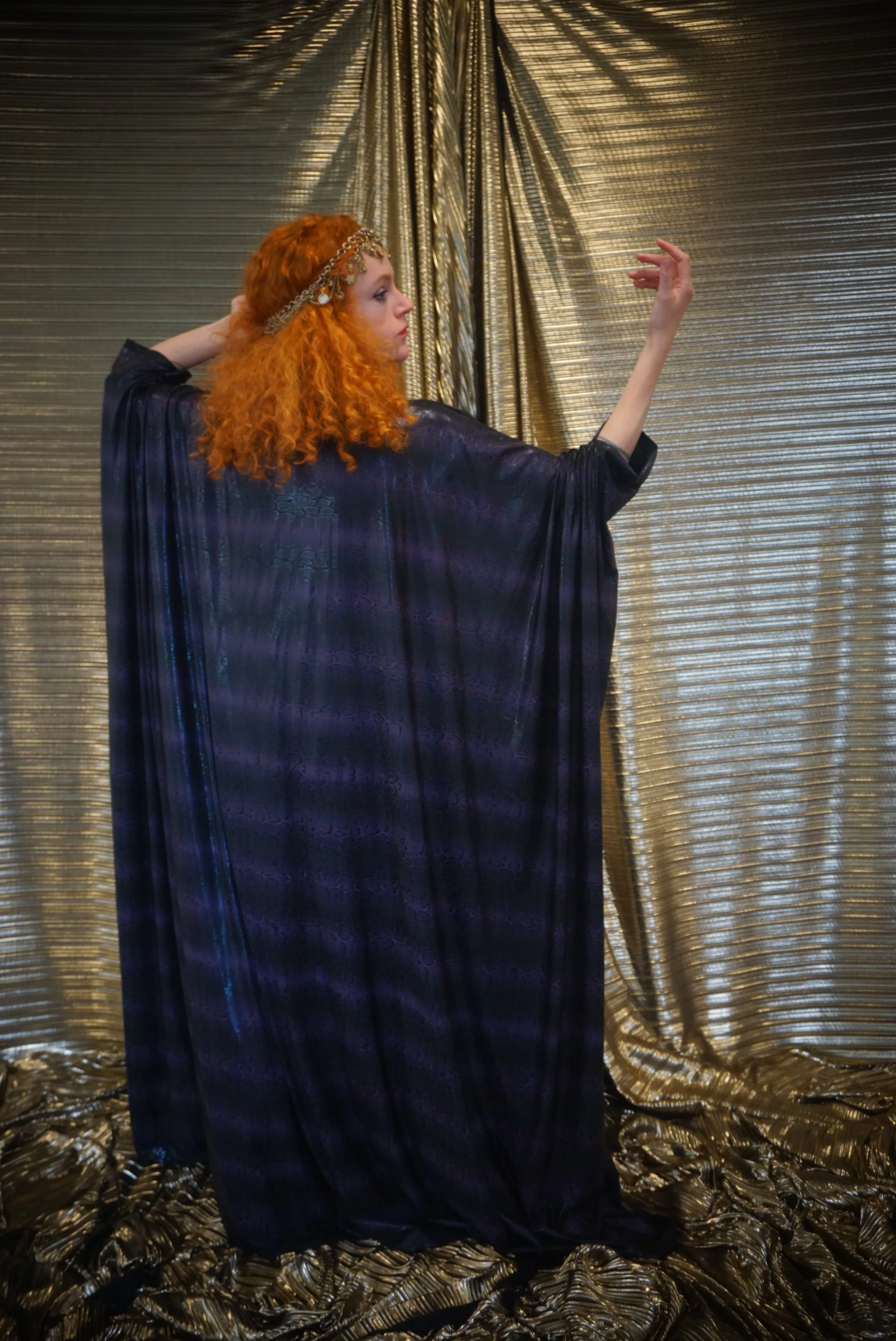 Snakeskin wetlook liquid kaftan gown - Purple and Black
